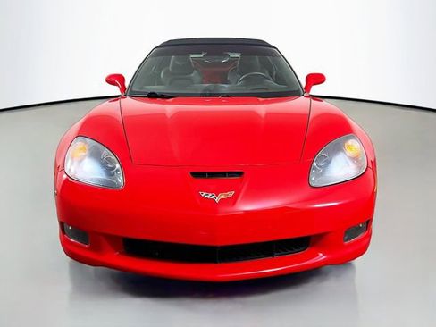 Used 2012 Chevrolet Corvette Grand Sport w/ 4LT Preferred Equipment Group image 2