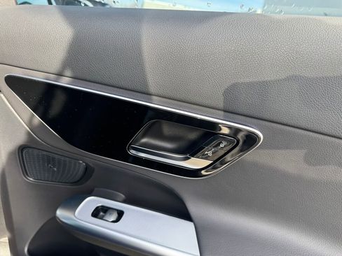 New 2026 Mercedes-Benz GLC 300 4MATIC image 19