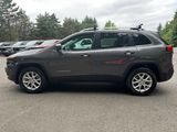 Used 2018 Jeep Cherokee Latitude Plus image 4