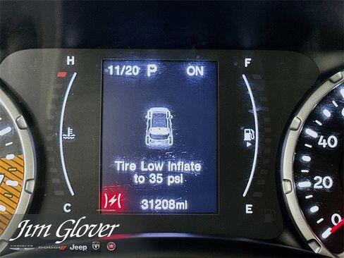 Used 2023 Jeep Renegade Latitude image 29