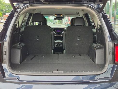 Certified 2023 Kia Sorento EX AWD/4WD image 8