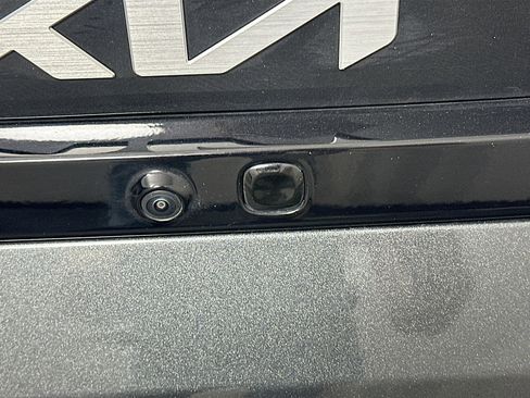 Used 2025 Kia K4 LXS image 28