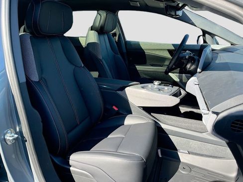 New 2026 Cadillac Optiq Luxury 1 w/ LPO, Floor Liner Package AWD/4WD image 35