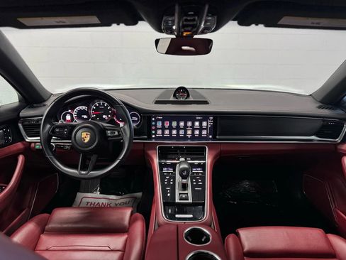 Used 2023 Porsche Panamera 4 Platinum Edition image 24