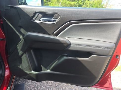 Certified 2025 GMC Canyon Elevation w/ Convenience Package image 32