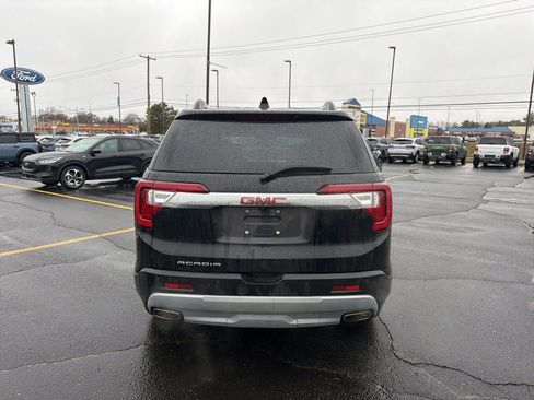 Used 2023 GMC Acadia SLT image 6