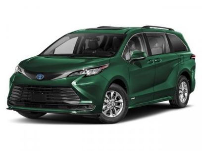Used 2021 Toyota Sienna LE