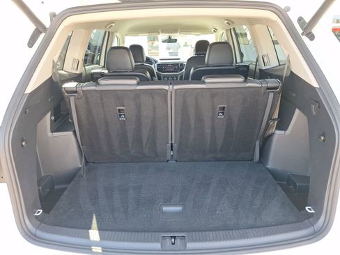 Used 2022 Volkswagen Atlas SE image 34