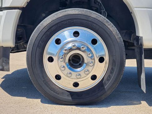 Used 2020 Ford F450 Platinum w/ FX4 Off-Road Package AWD/4WD image 11
