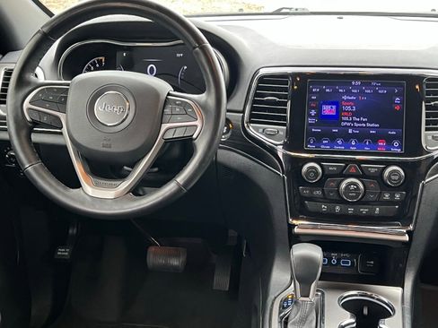 Used 2020 Jeep Grand Cherokee Limited image 20