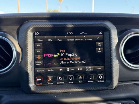 Used 2023 Jeep Wrangler Unlimited Rubicon 4xe AWD/4WD image 22
