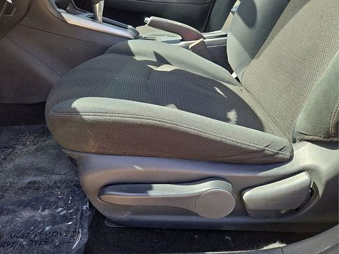 Used 2019 Nissan Sentra S image 23