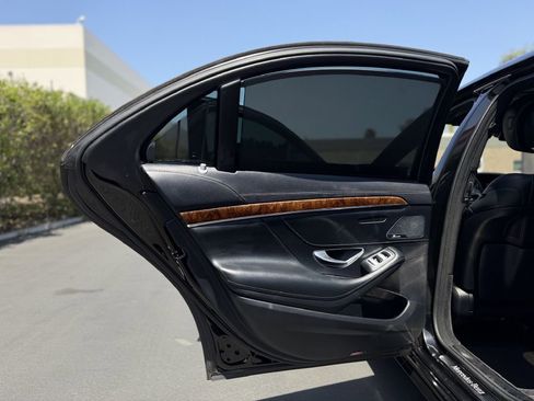 Used 2015 Mercedes-Benz S 550 Sedan image 13