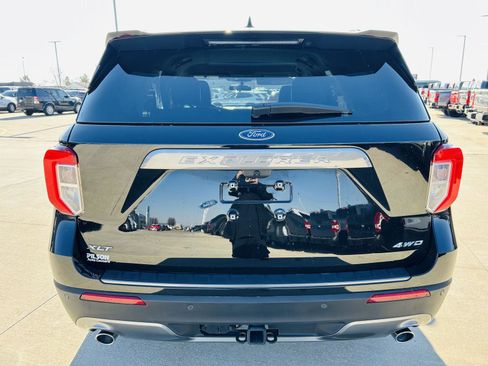 Used 2023 Ford Explorer XLT w/ Equipment Group 202A image 38