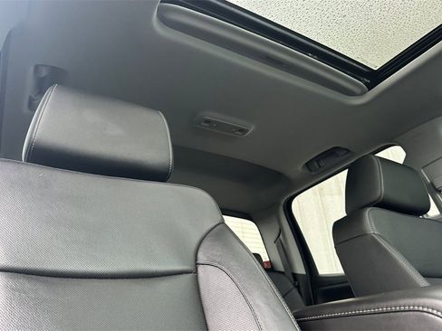 Used 2018 GMC Sierra 2500 SLT w/ Duramax Plus Package image 17