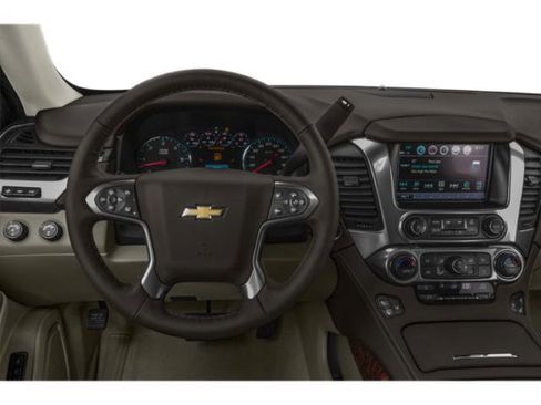 Used 2019 Chevrolet Suburban Premier AWD/4WD image 10