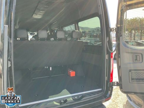 Used 2024 Mercedes-Benz Sprinter 2500 image 8
