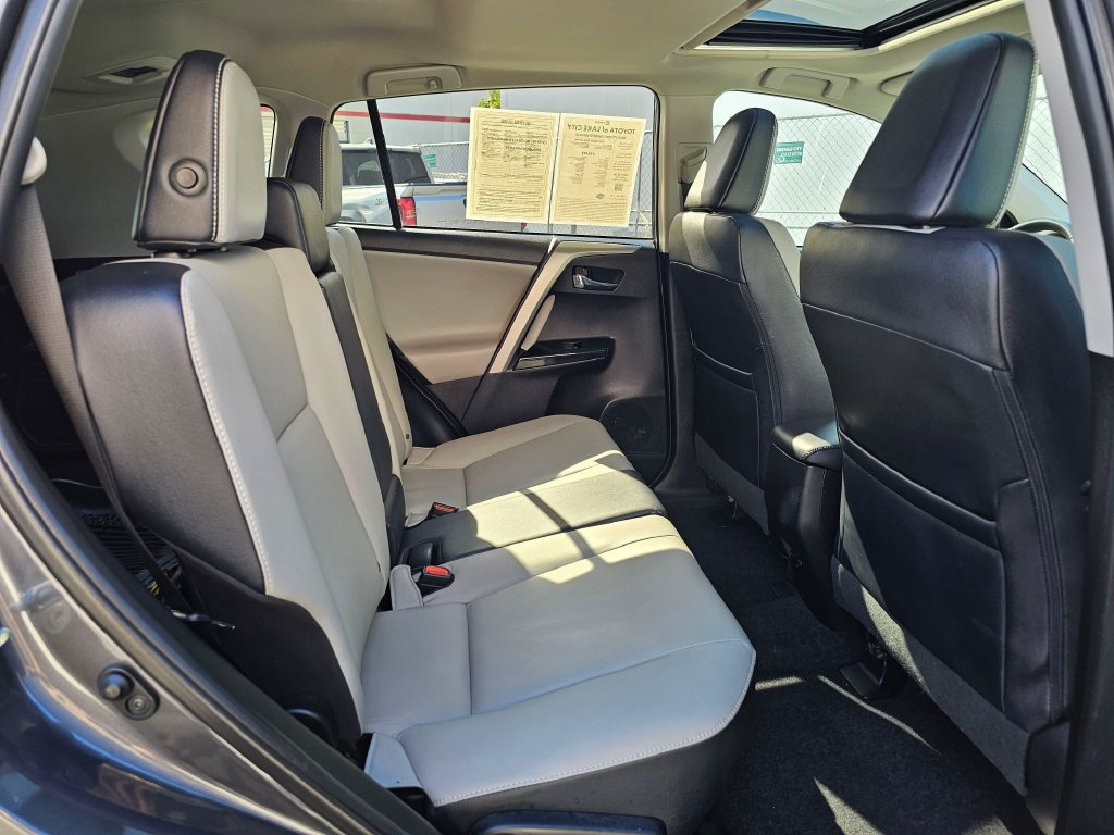 Used 2016 Toyota RAV4 Limited w/ Advanced Technology Package AWD/4WD image 12