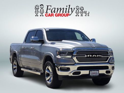Used 2020 RAM 1500 Laramie RWD image 2