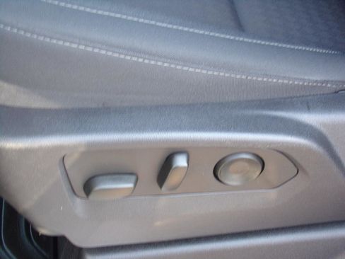 Used 2023 Chevrolet Silverado 1500 LT image 14