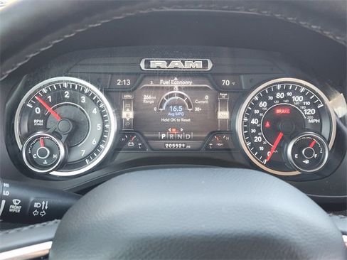 Used 2019 RAM 1500 Laramie image 16