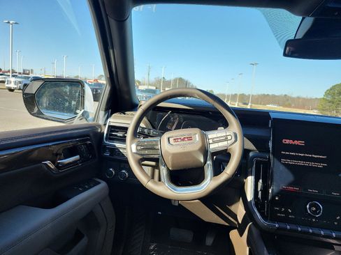 New 2026 GMC Yukon XL Elevation image 10