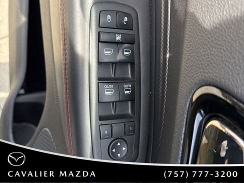 Used 2024 Dodge Durango GT image 11