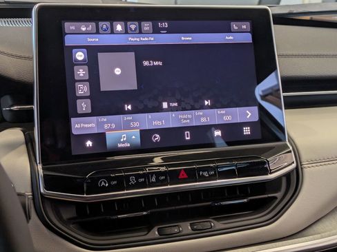 New 2026 Jeep Compass Limited image 14