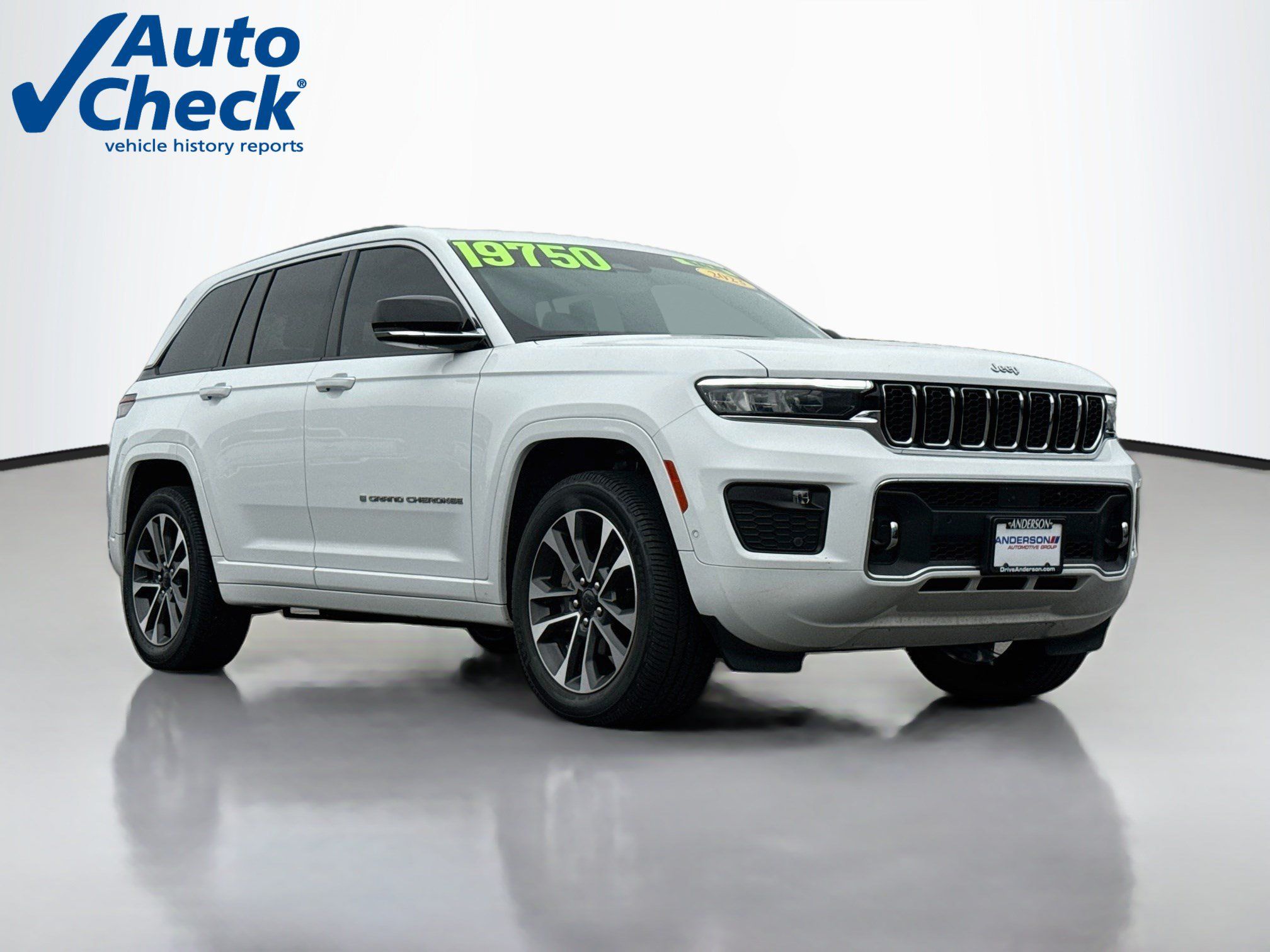 Used 2023 Jeep Grand Cherokee Overland AWD/4WD image 1