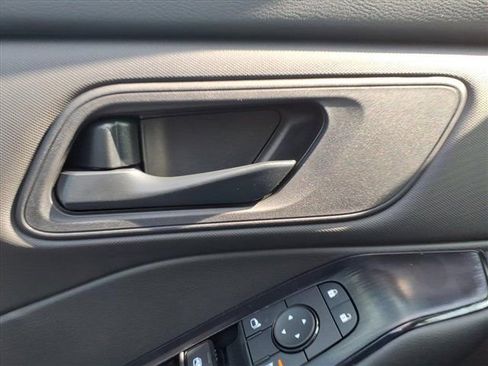 New 2026 Nissan Rogue S image 16