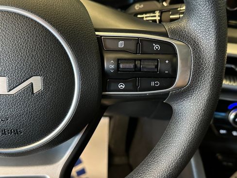 Used 2022 Kia K5 LXS image 11
