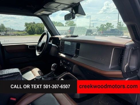 Used 2024 Ford Bronco Outer Banks AWD/4WD image 8
