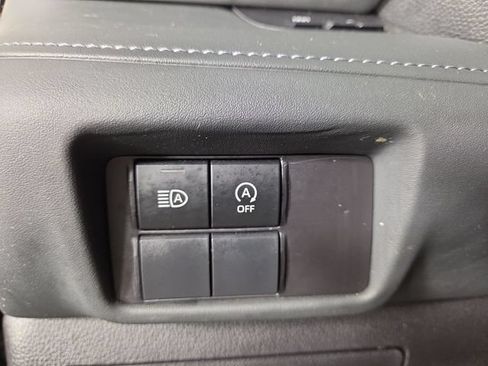 Used 2023 Toyota Highlander L AWD/4WD image 27