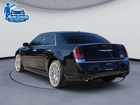 Used 2013 Chrysler 300 Motown RWD image 6