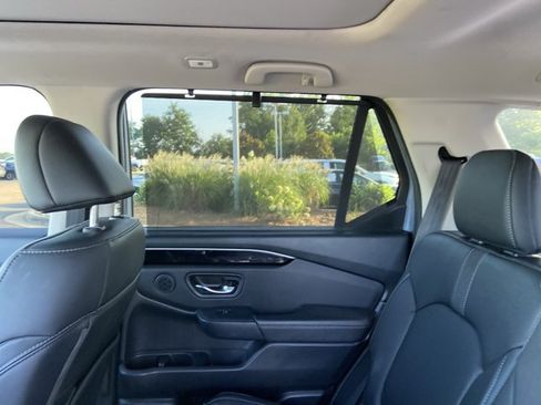 Used 2023 Honda Pilot Touring image 53