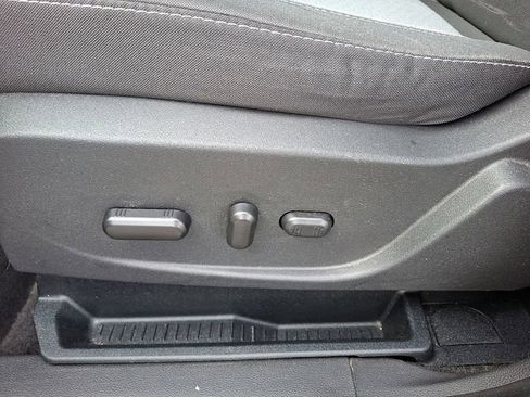 Used 2018 Ford Escape SE w/ SE Sync 3 Package image 15