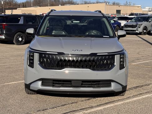 New 2026 Kia Carnival EX image 8