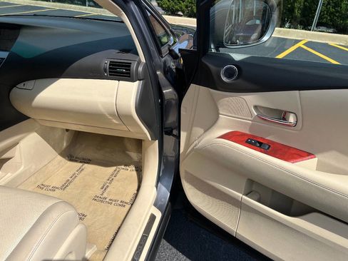 Used 2012 Lexus RX 450h AWD w/ Premium Pkg image 29