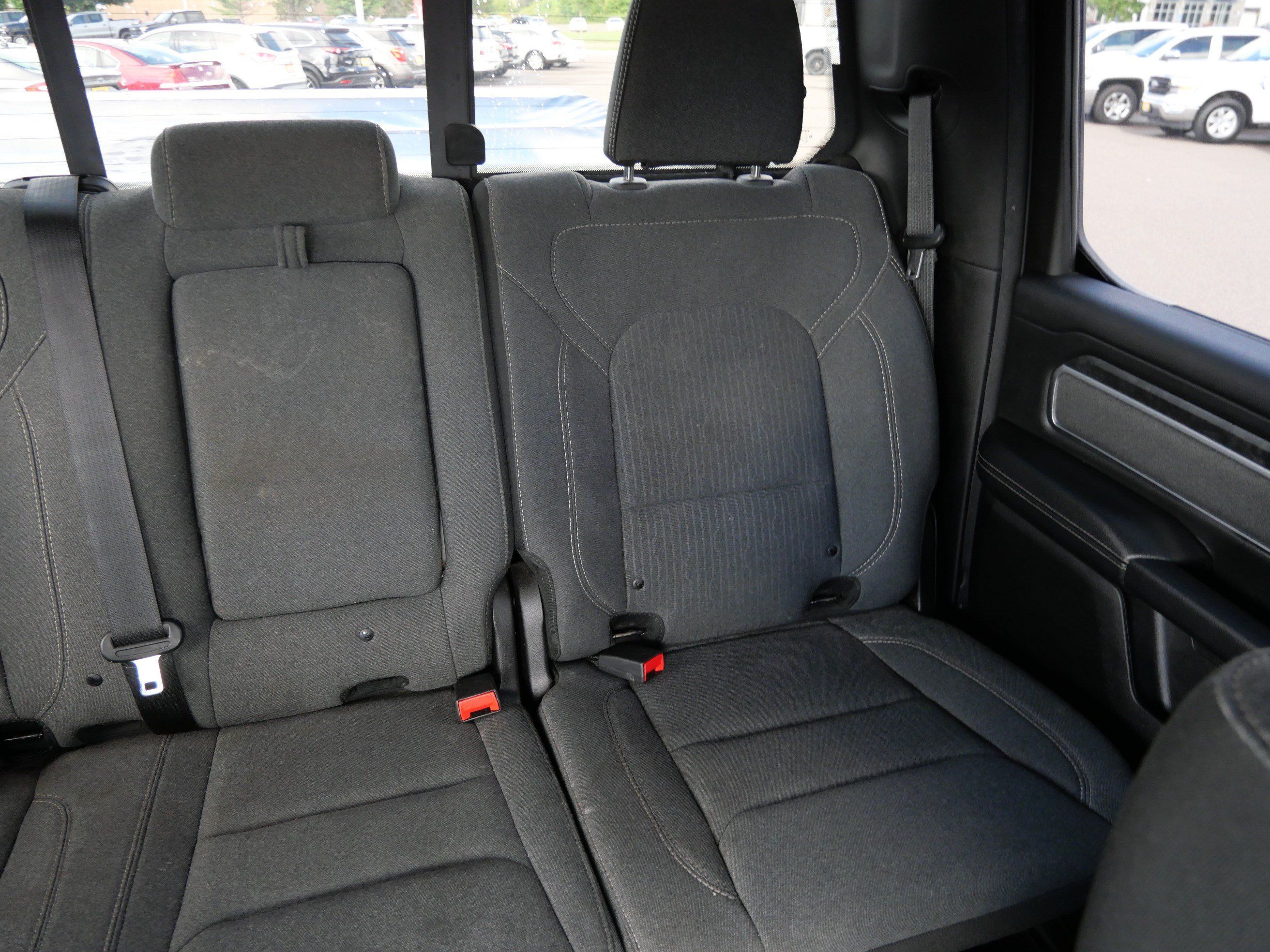 Used 2019 RAM 1500 Big Horn AWD/4WD image 14