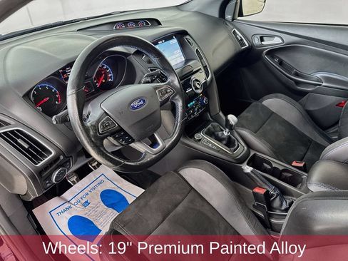 Used 2017 Ford Focus RS AWD/4WD image 9