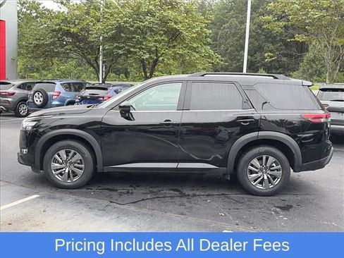 Certified 2024 Nissan Pathfinder SV AWD/4WD image 5
