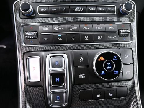 Used 2023 Hyundai Santa Fe SEL AWD/4WD image 14