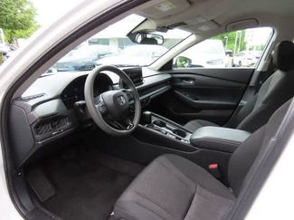 Used 2023 Honda Accord LX video 2