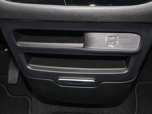 New 2026 Chrysler Pacifica Select image 23