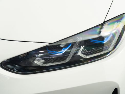 Used 2024 BMW M4 Competition image 24