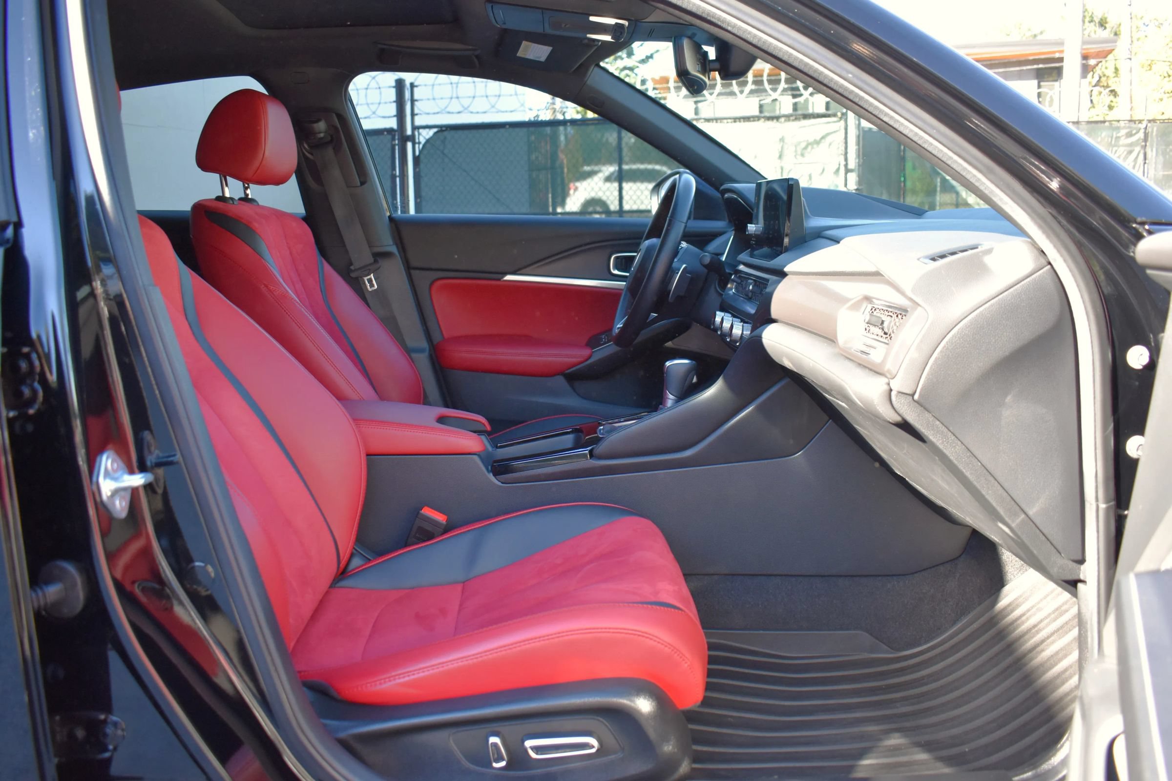 Used 2025 Acura Integra A-Spec w/ Technology Package FWD image 34