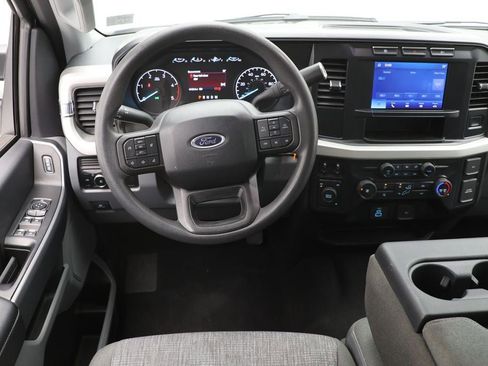 Used 2024 Ford F250 XLT image 18