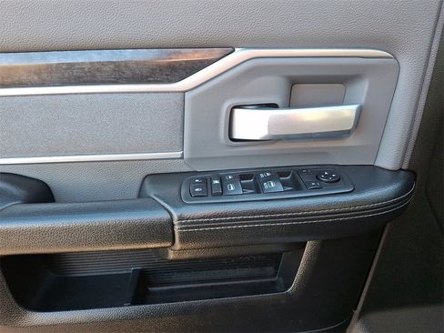 Used 2019 RAM 3500 Big Horn image 13