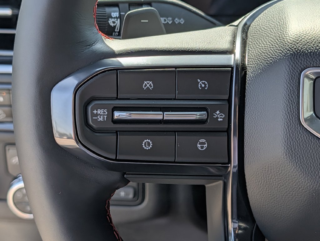 New 2026 GMC Yukon AT4 Ultimate w/ LPO, Floor Liner Package AWD/4WD image 21