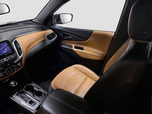 Used 2020 Chevrolet Equinox Premier FWD image 25